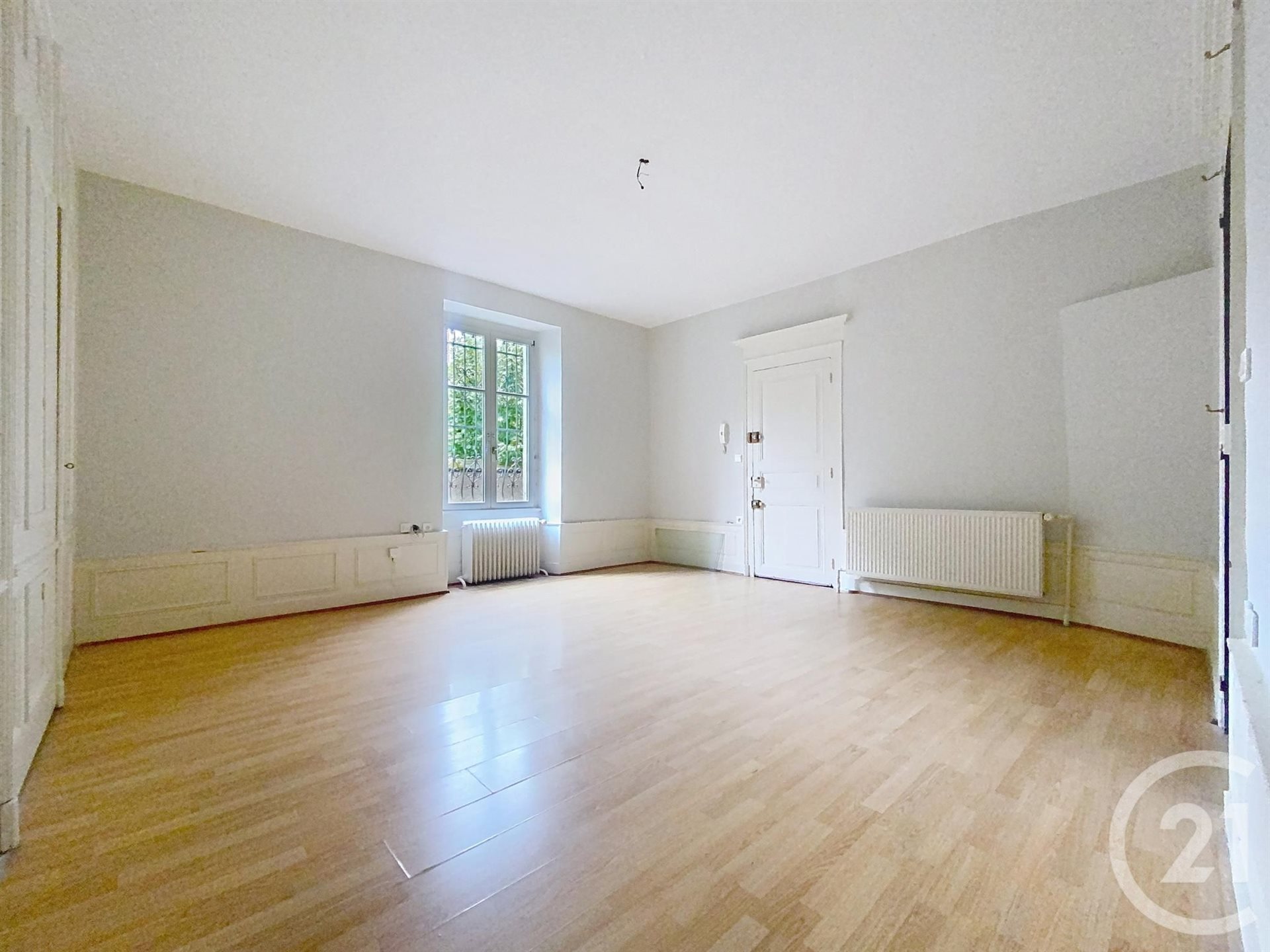 Appartement à louer, 92m², Lure