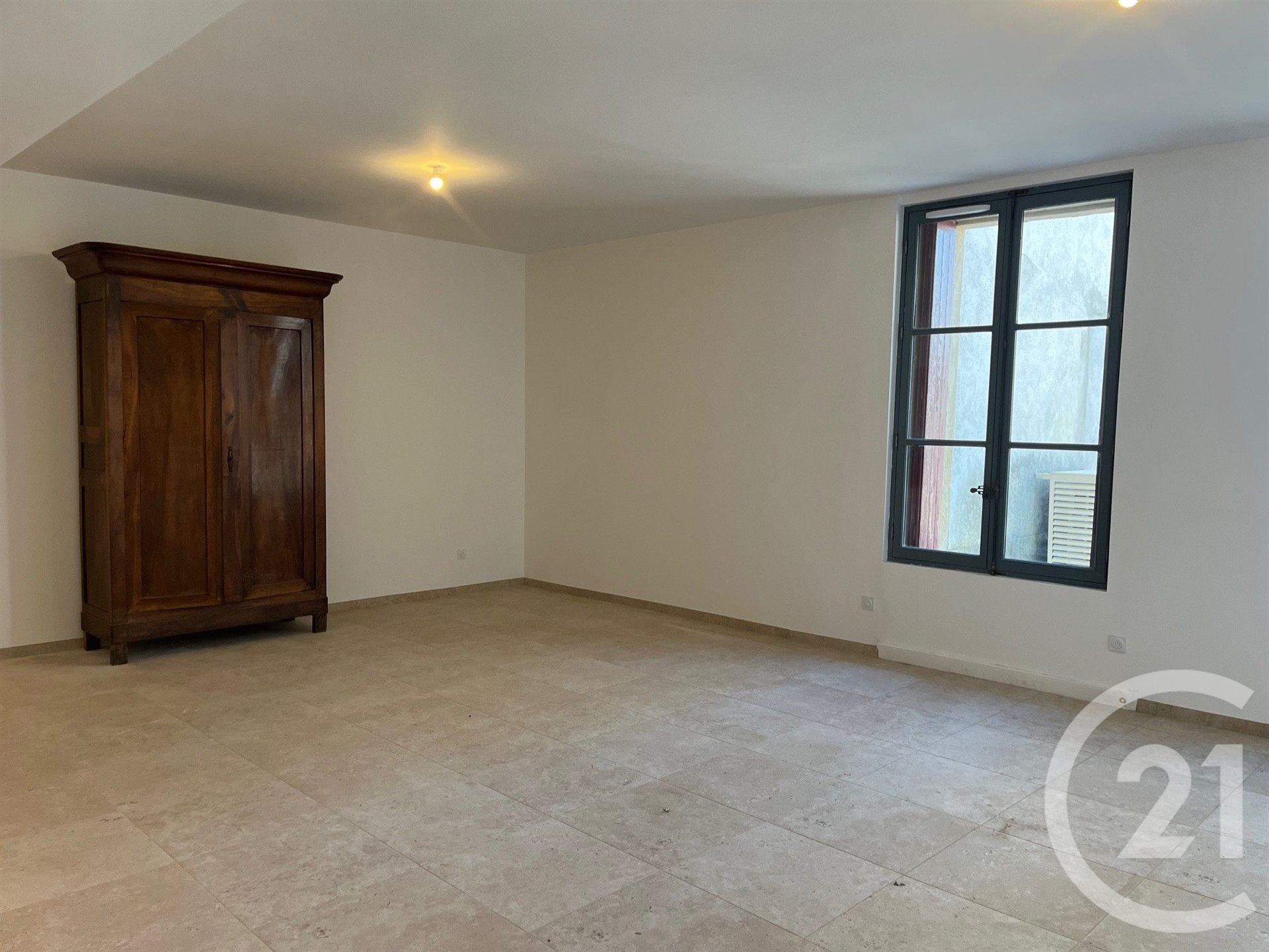 Appartement à louer, 136m², Sommières