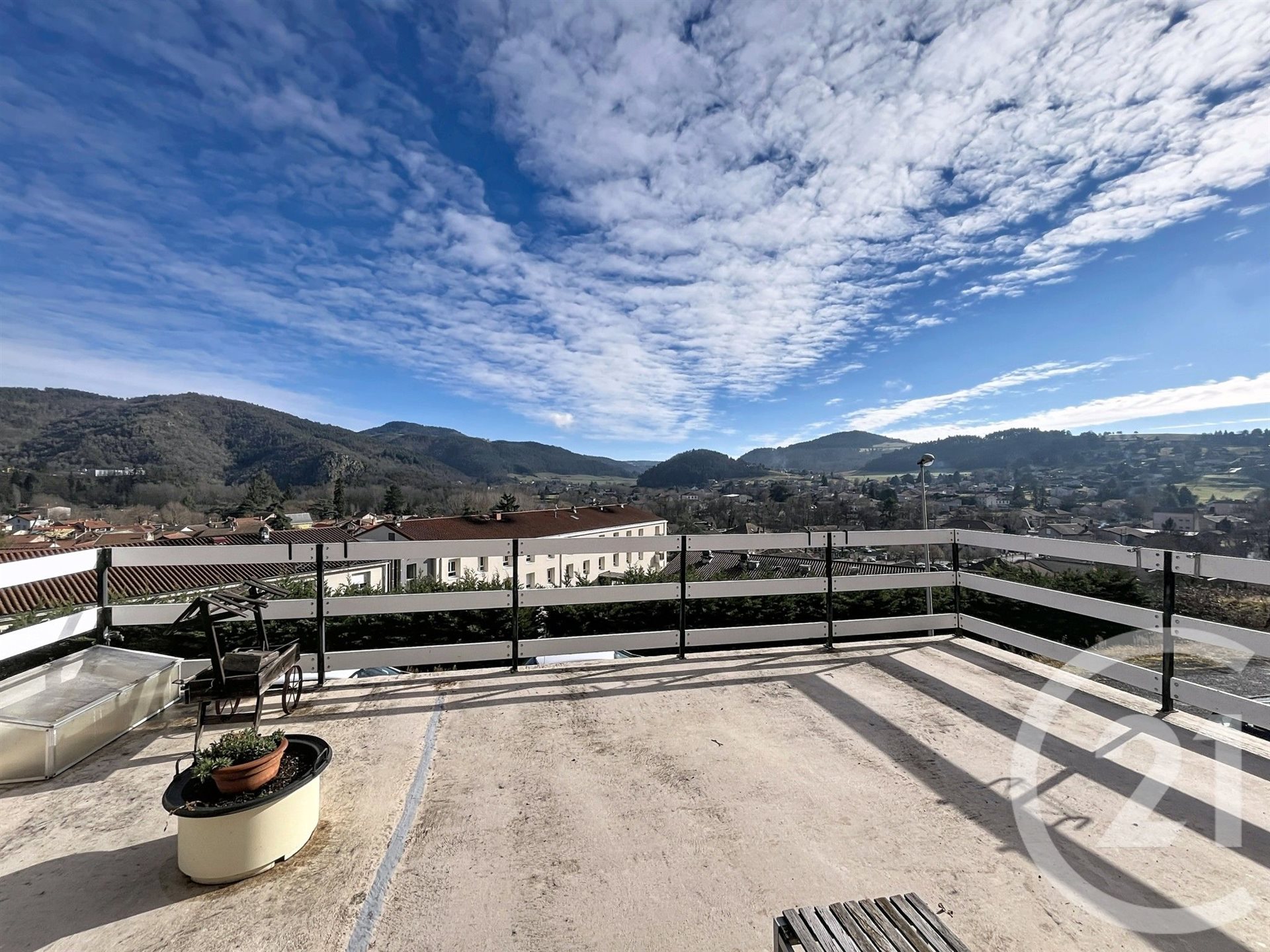 Maison à vendre, 78m², Vorey