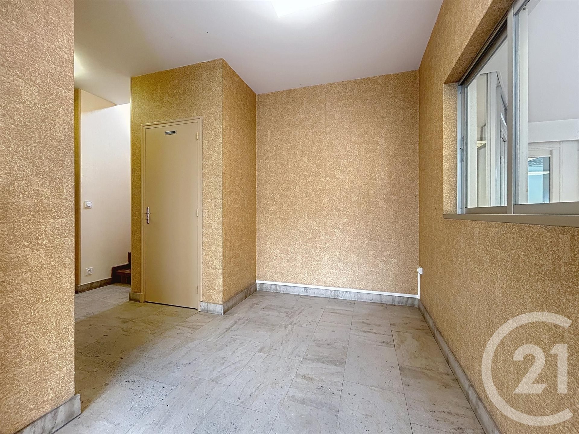 Maison à louer, 400m², Troyes