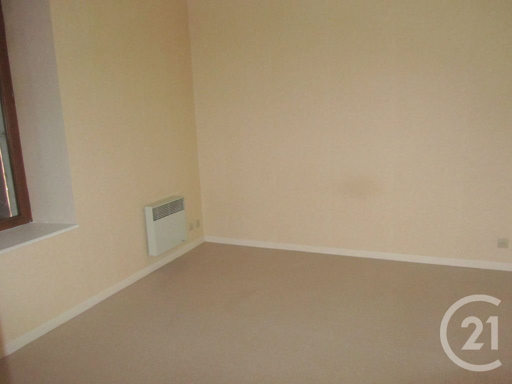 Appartement à louer, 60m², Mirecourt