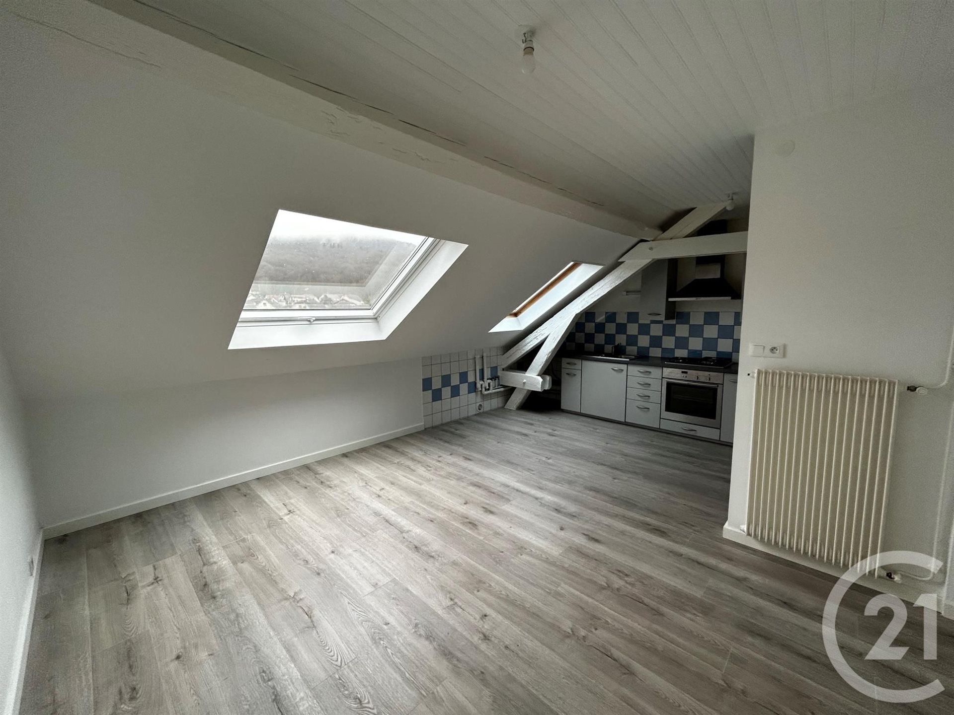 Appartement à louer, 39m², Cravanche