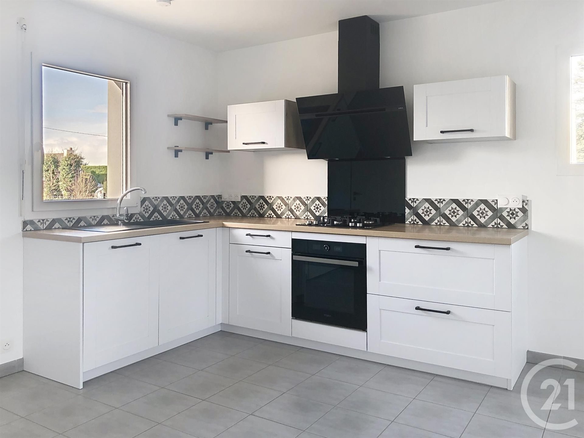 Maison à louer, 77m², Aucaleuc