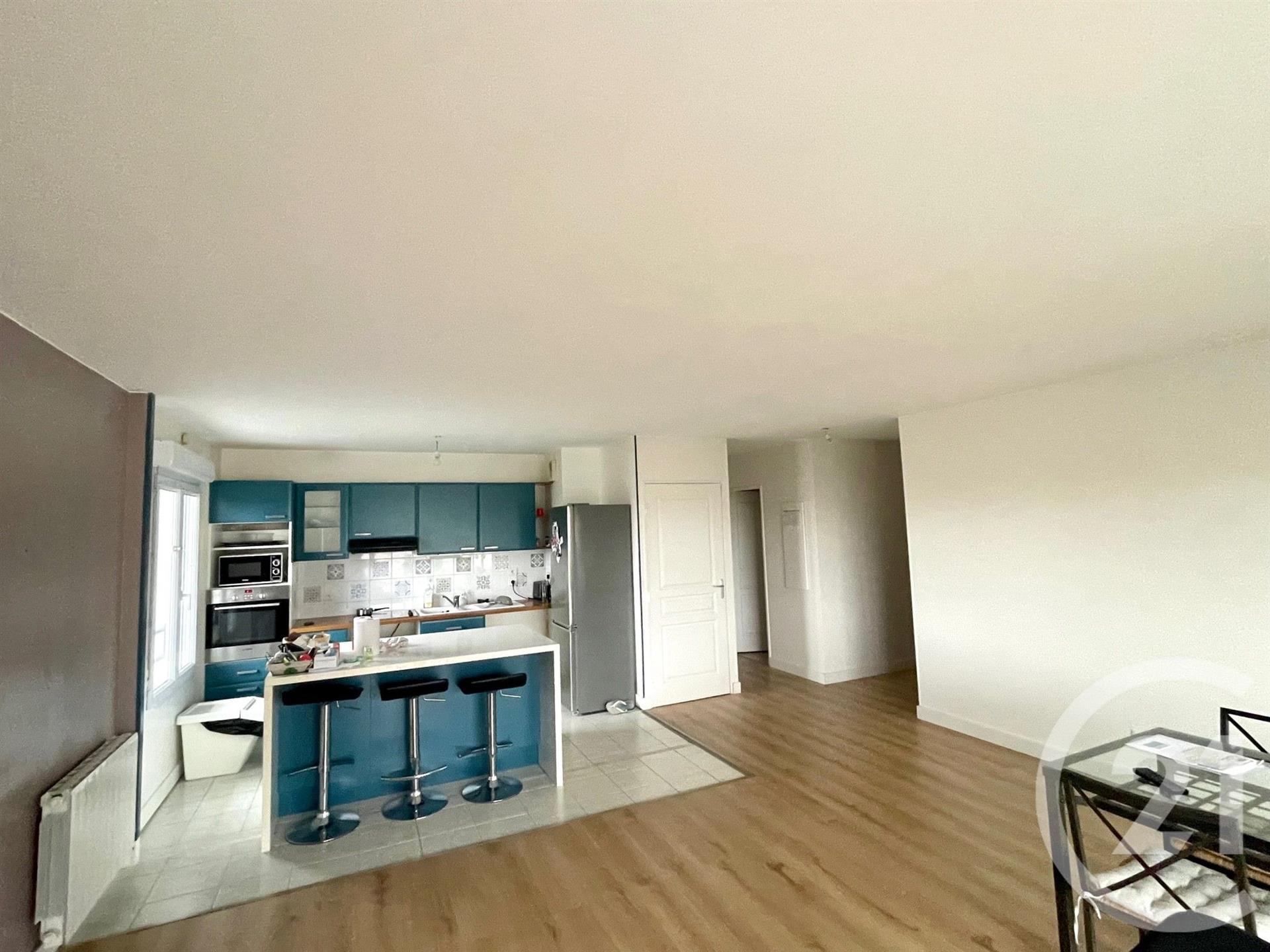 Appartement à louer, 84m², Corbas