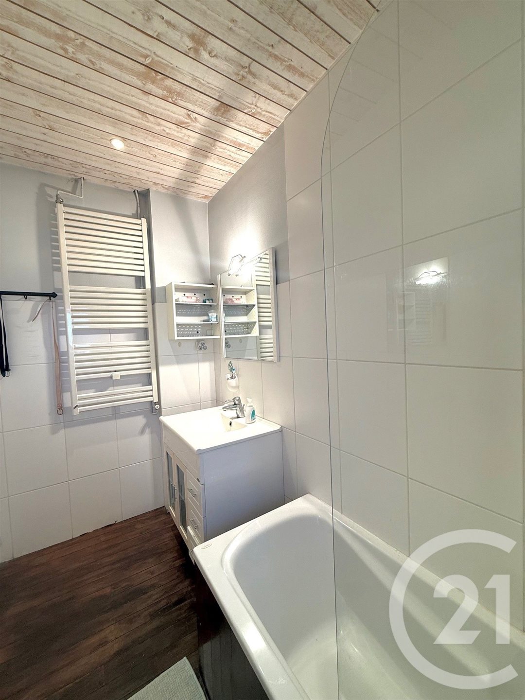 Appartement à vendre, 73m², Saint-Max