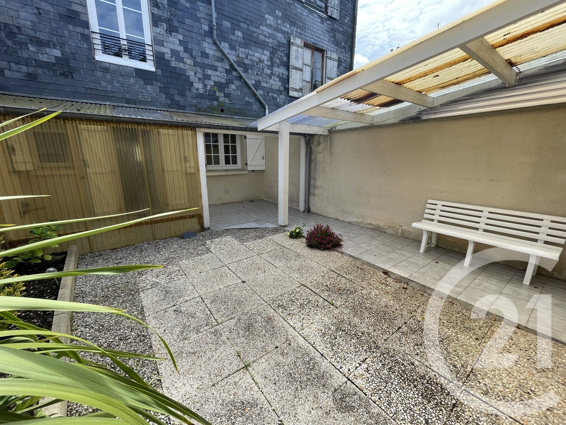 Appartement à louer, 61m², Pont-l'Evêque