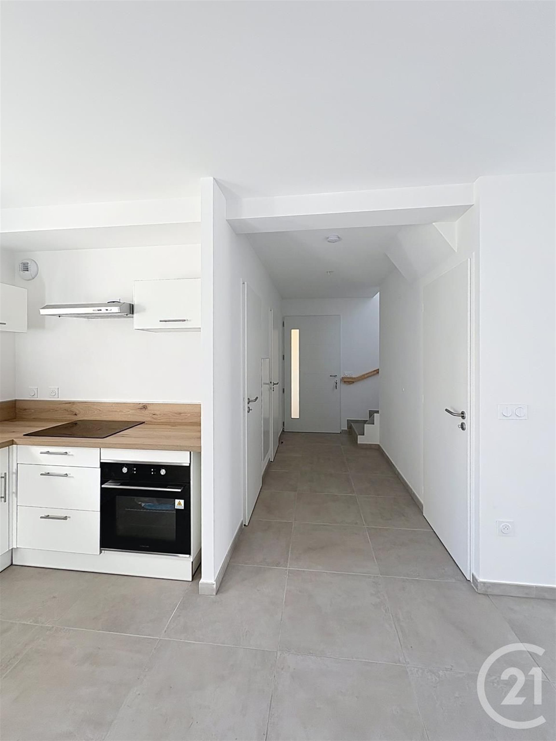 Maison à louer, 74m², Allan