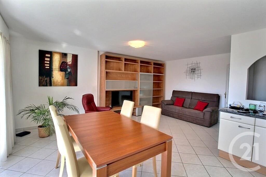 Appartement à louer, 65m², Annemasse
