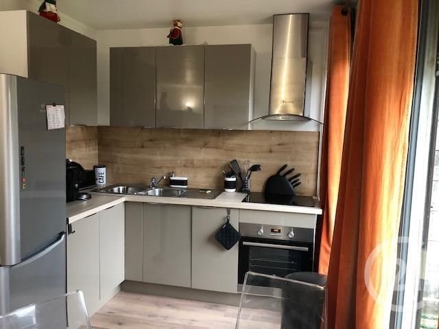 Maison à louer, 77m², Cergy