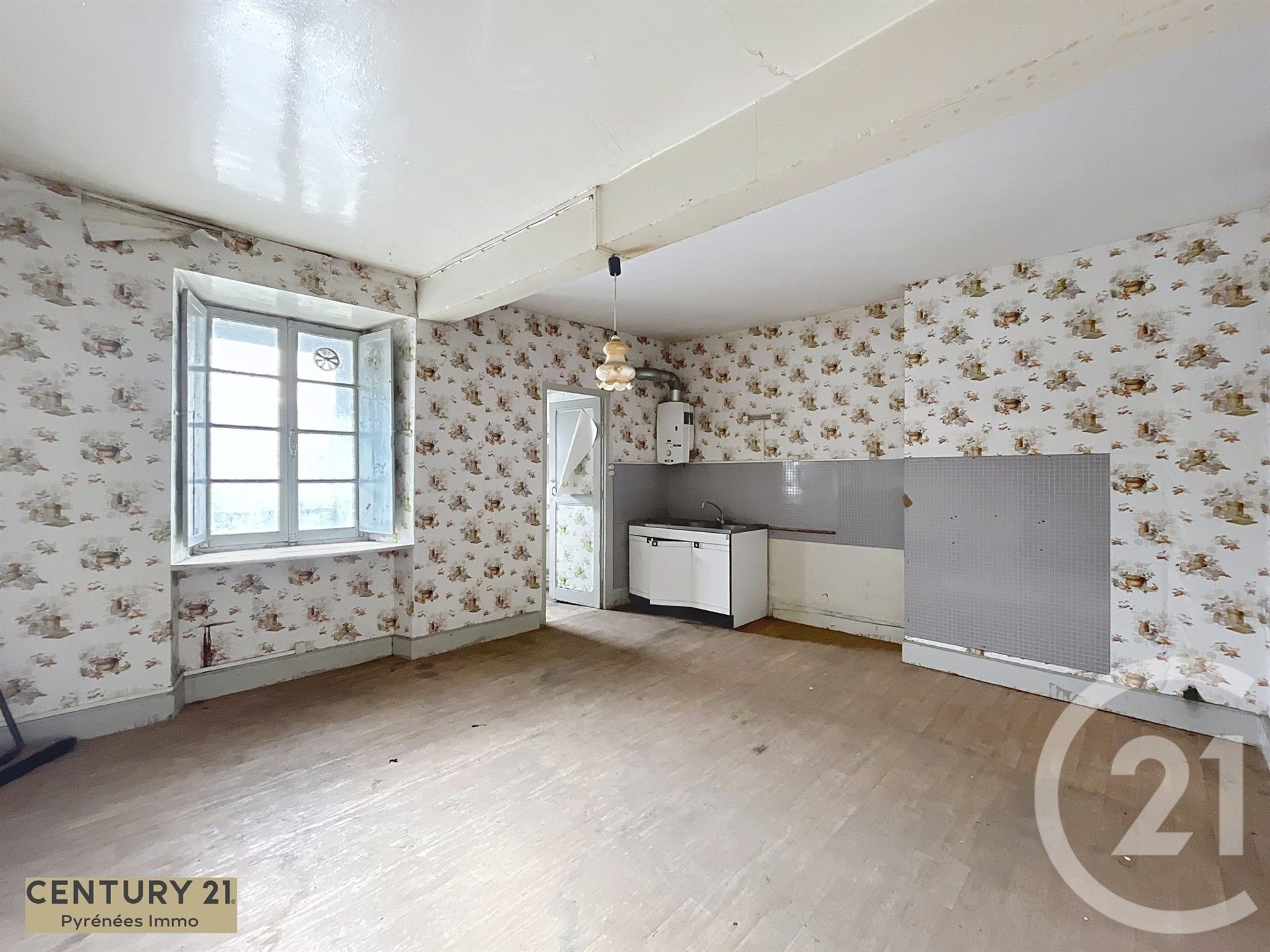 Maison à vendre, 301m², Saint-Béat-Lez