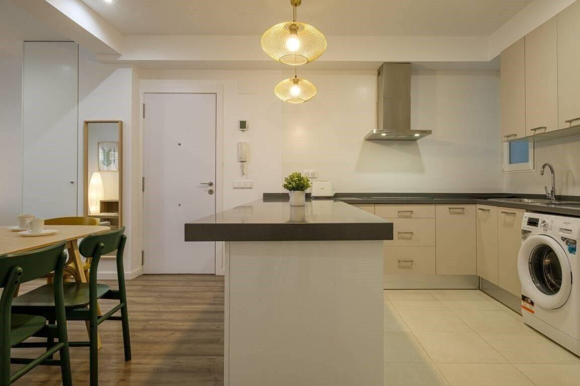 Appartement à louer, 80m², Marseille 1er