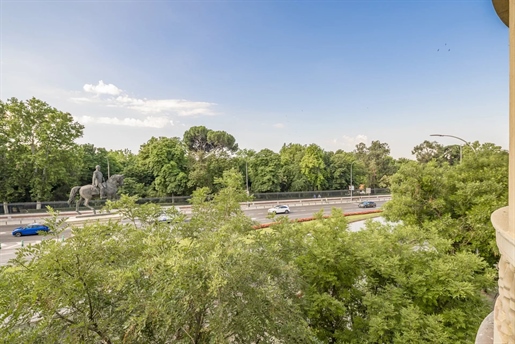 Au cœur de Recoletos : Appartement luxueux avec vue sur le Parc du Retiro