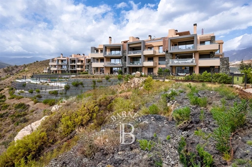 Magnificent Newly Built Apartment In Real De La Quinta, Benahavís