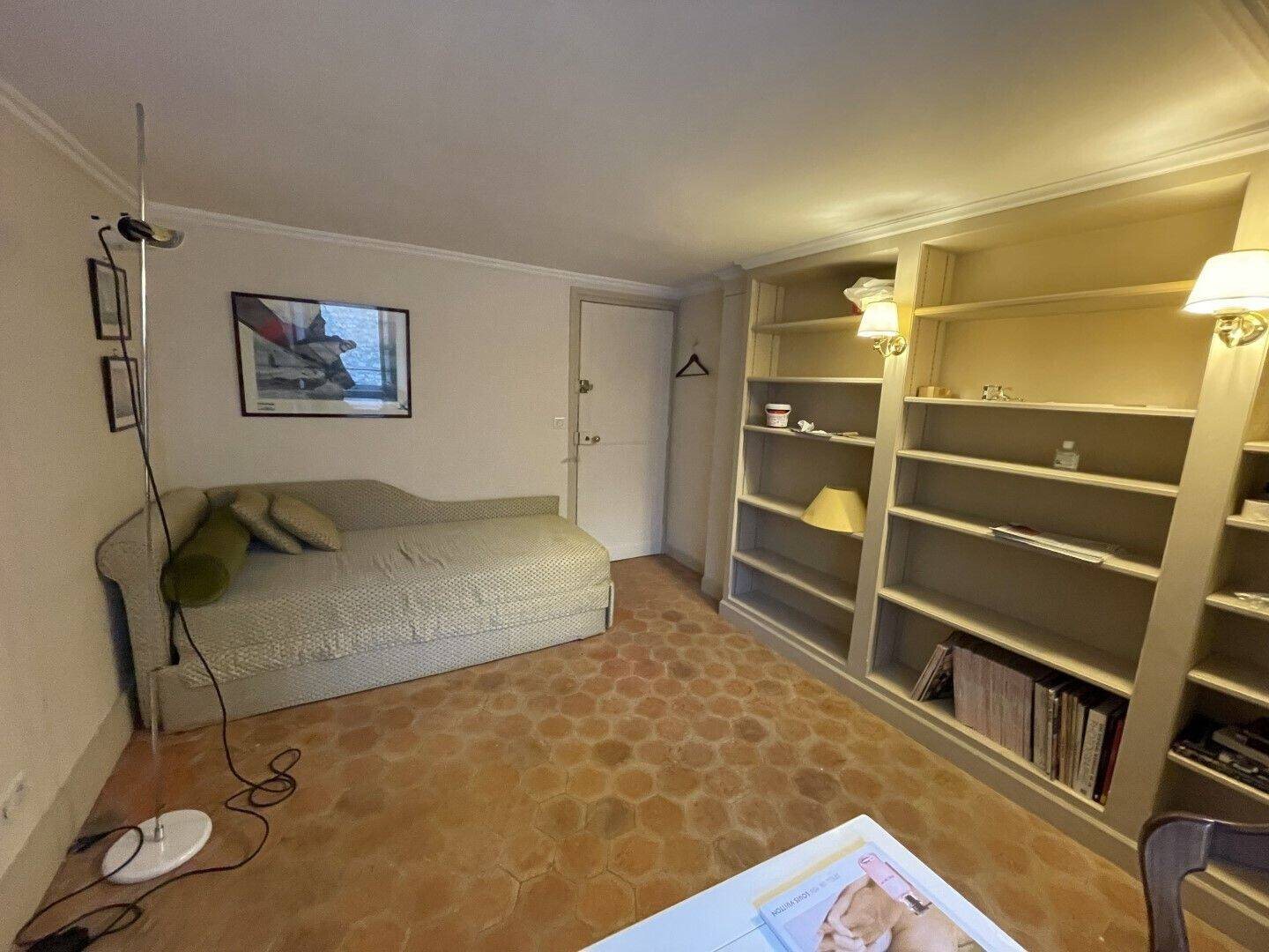 Appartement à louer, 20m², Paris 8ème
