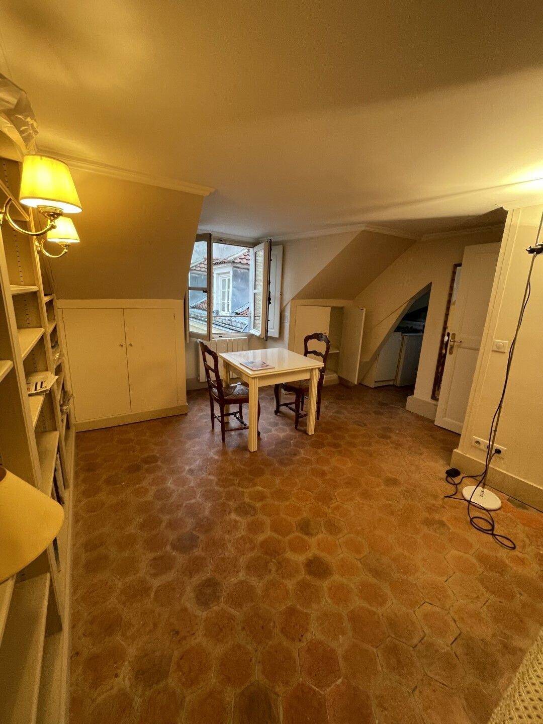 Appartement à louer, 20m², Paris 8ème