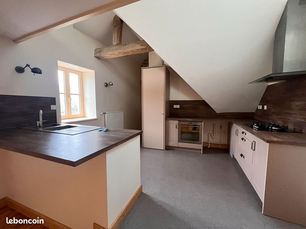 Appartement à louer, 64m², Lons-le-Saunier