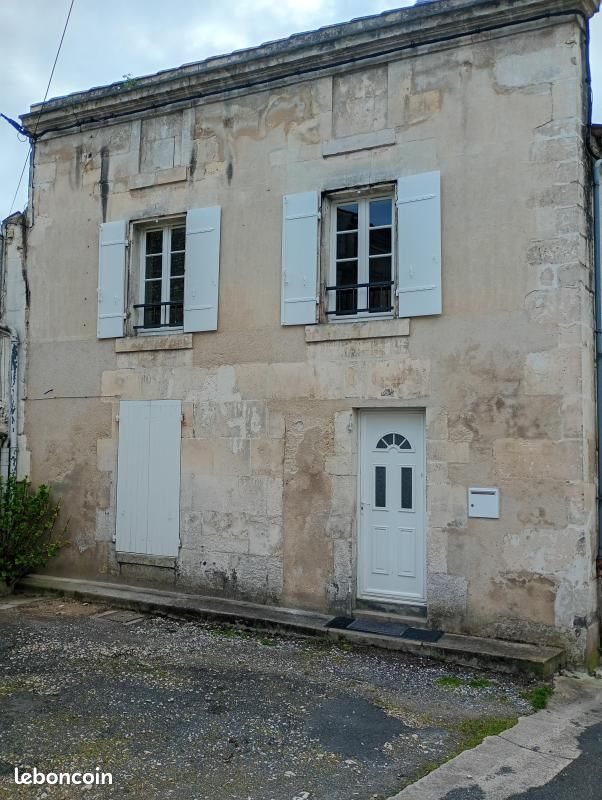 Maison à louer, 71m², Jarnac