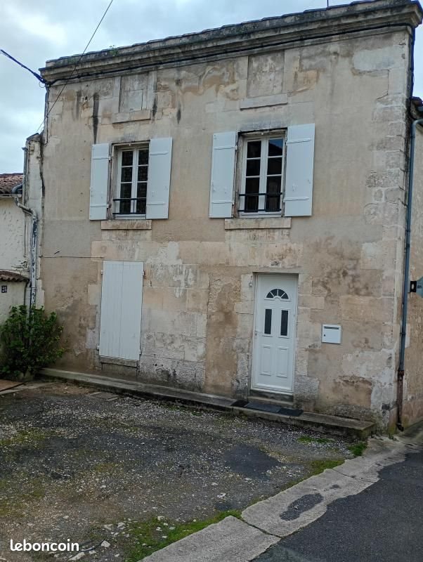 Maison à louer, 71m², Jarnac