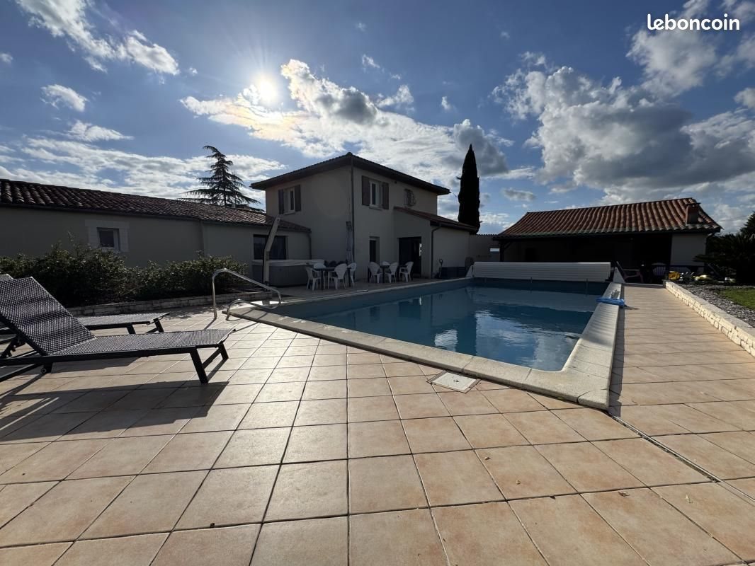 Maison à vendre, 208m², Oriolles