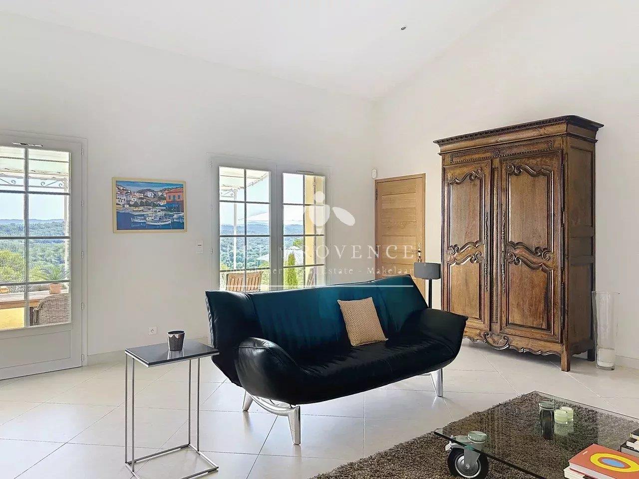 Compra: Vivenda (83570)
