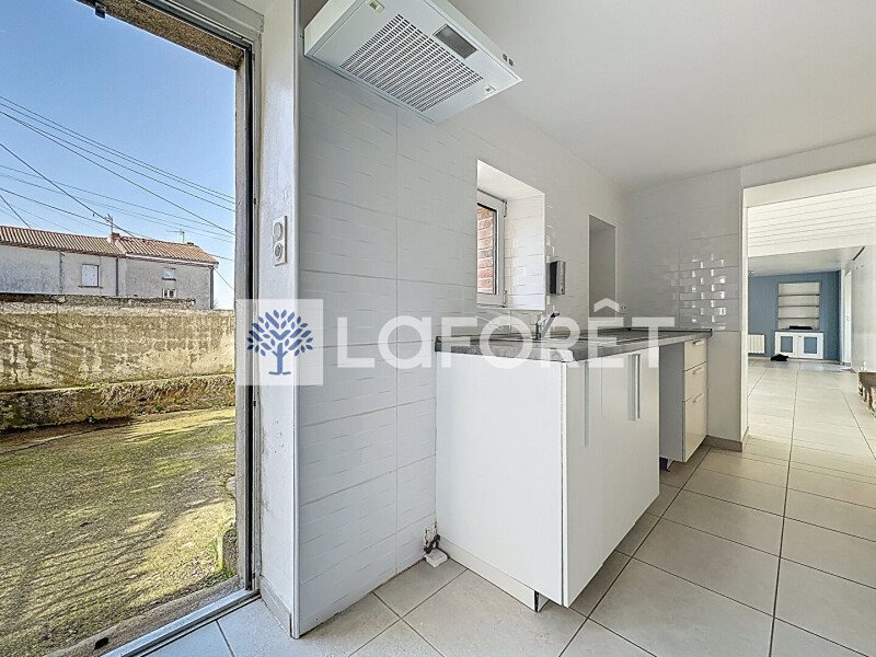 Maison à louer, 156m², Chiché