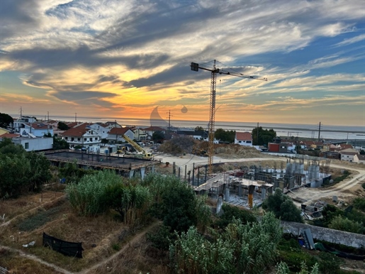 Appartamento con 3 camere da letto con vista sul fiume e terrazza