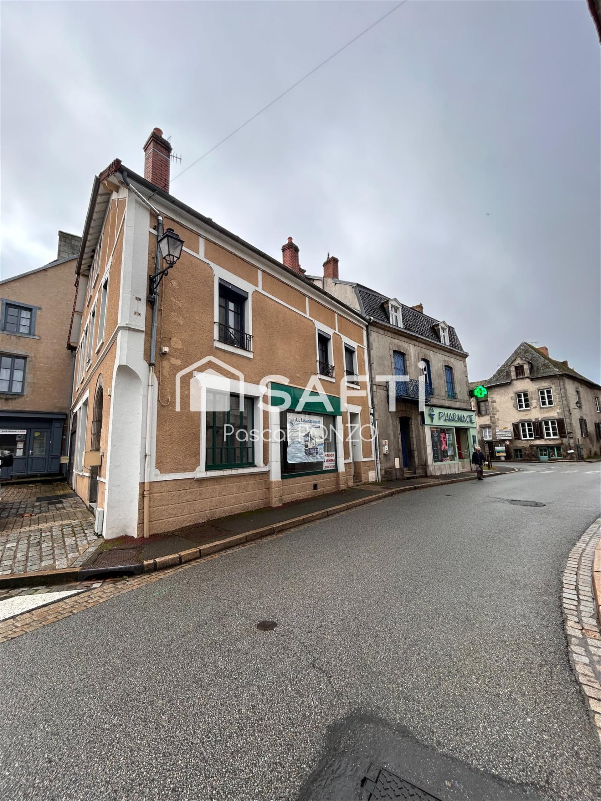 Appartement à vendre, 150m², Ahun