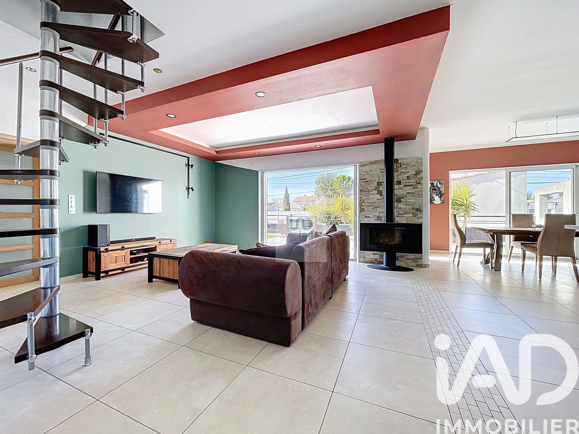 Maison à vendre, 198m², Rochefort-du-Gard