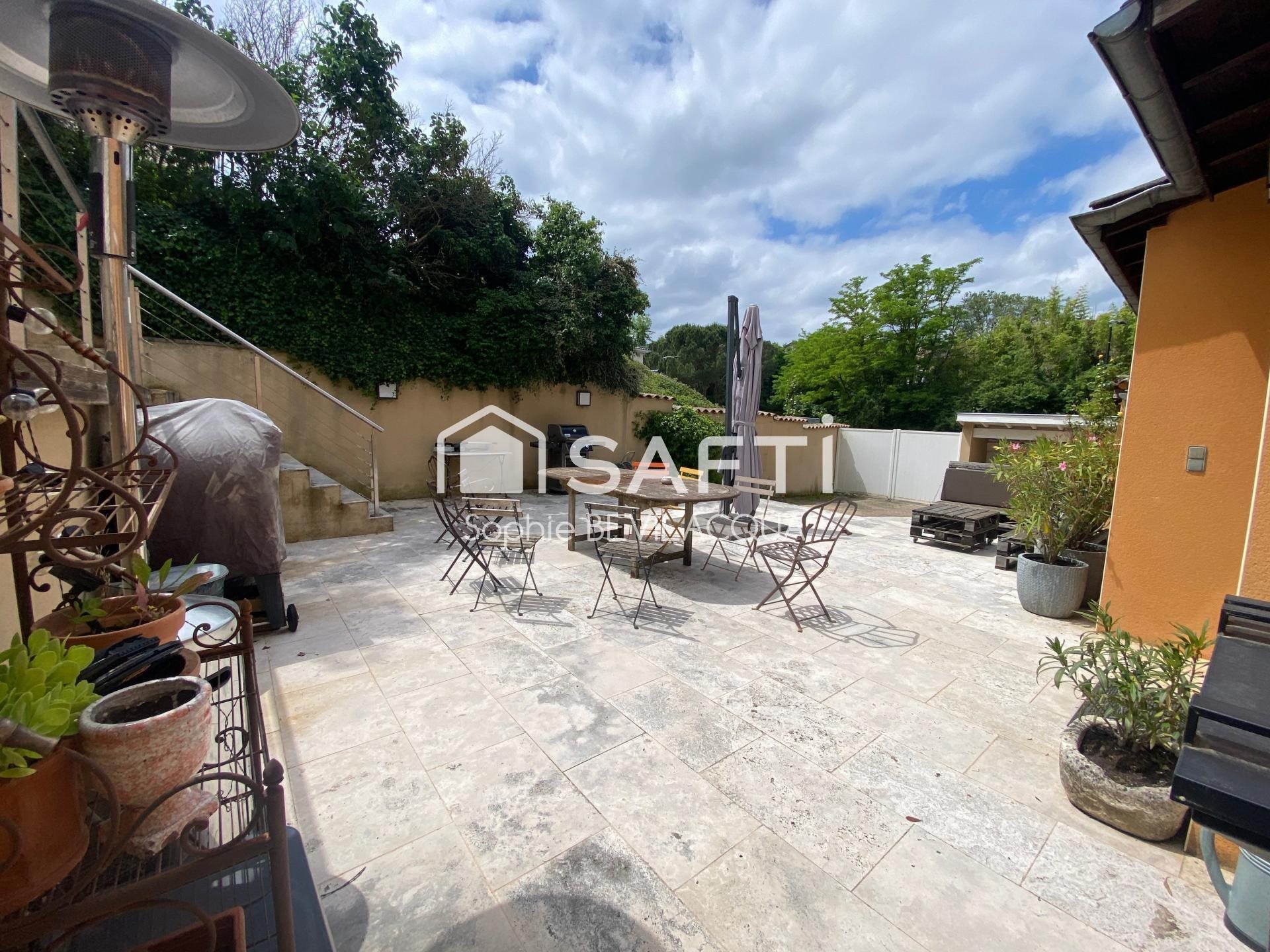 Maison à vendre, 160m², Sathonay-Village