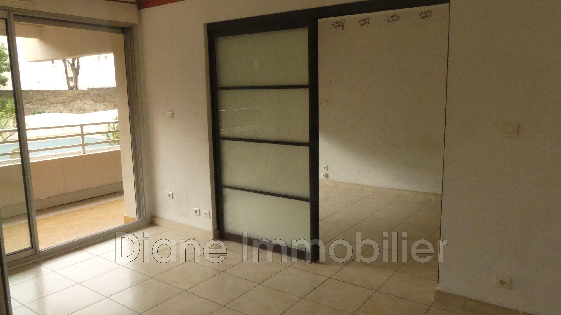 Appartement à vendre, 34m², Nîmes