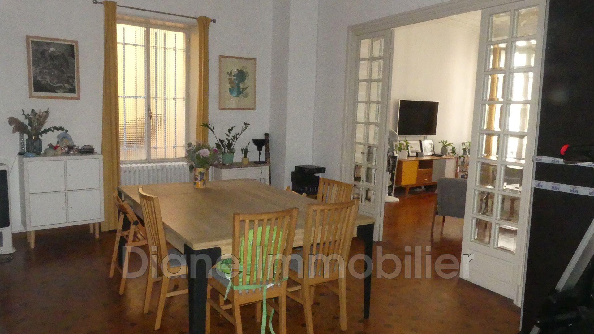 Appartement à vendre, 162m², Nîmes