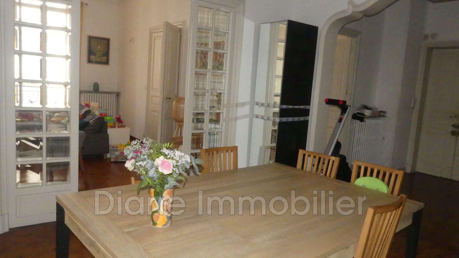 Appartement à vendre, 162m², Nîmes