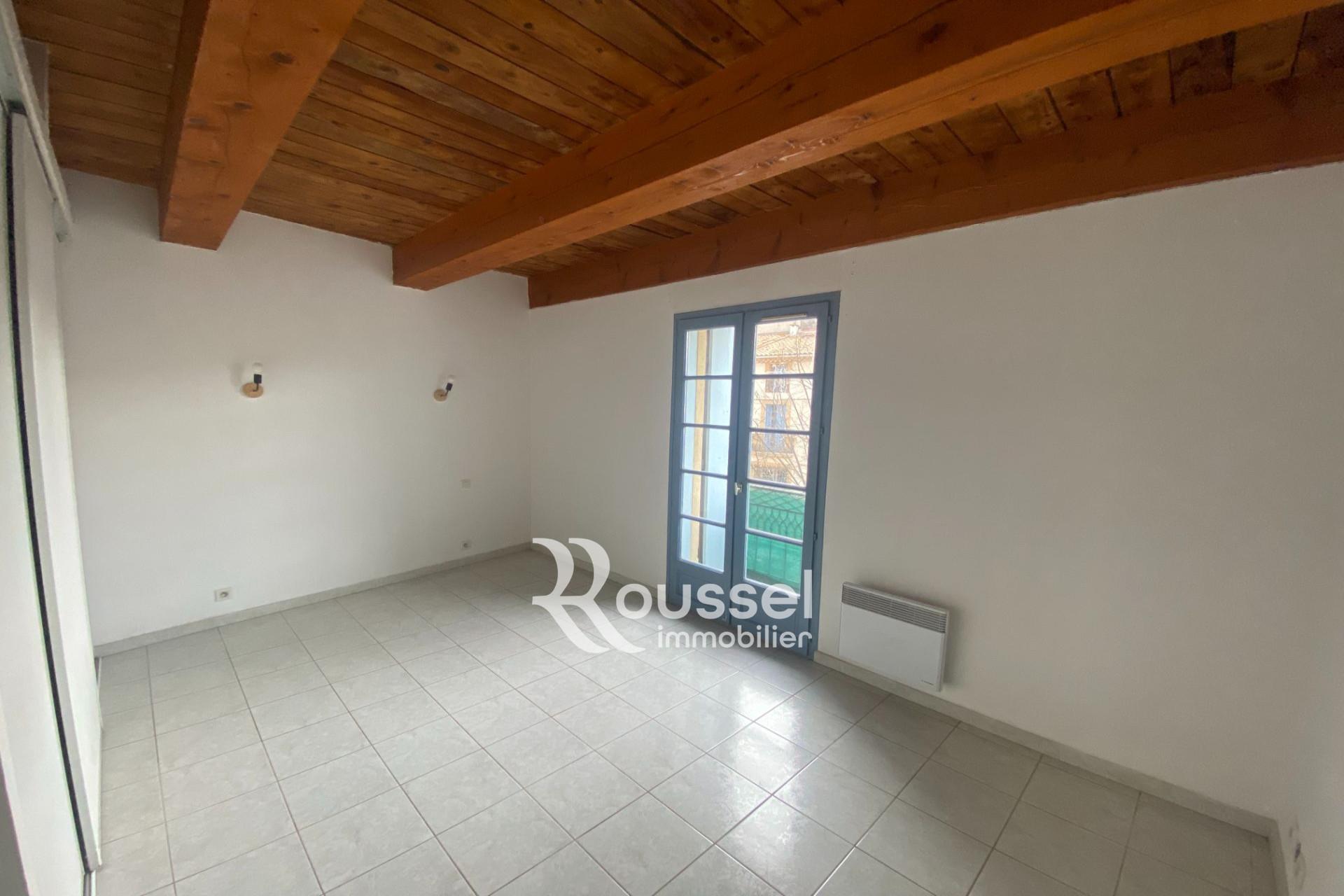Appartement à louer, 79m², Poussan