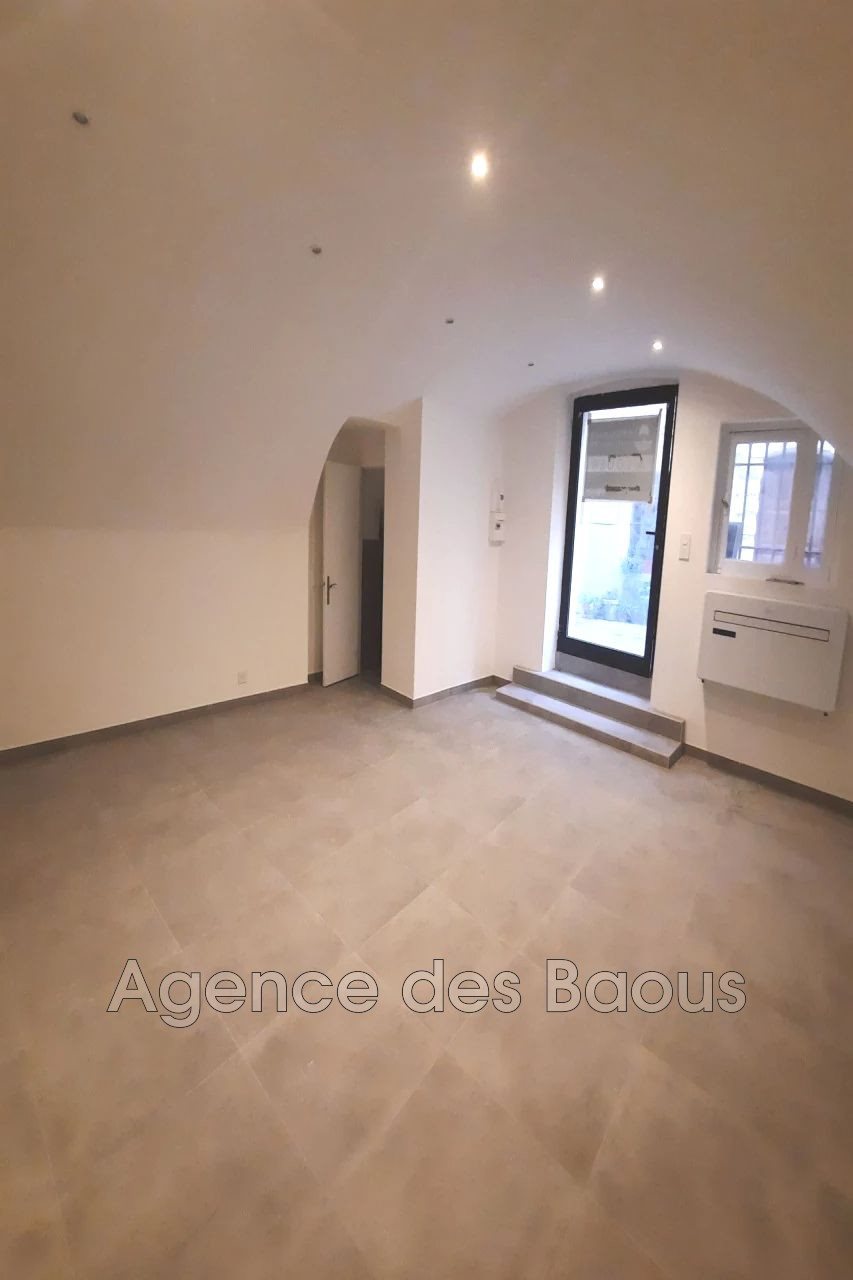 Maison à louer, 25m², La Gaude