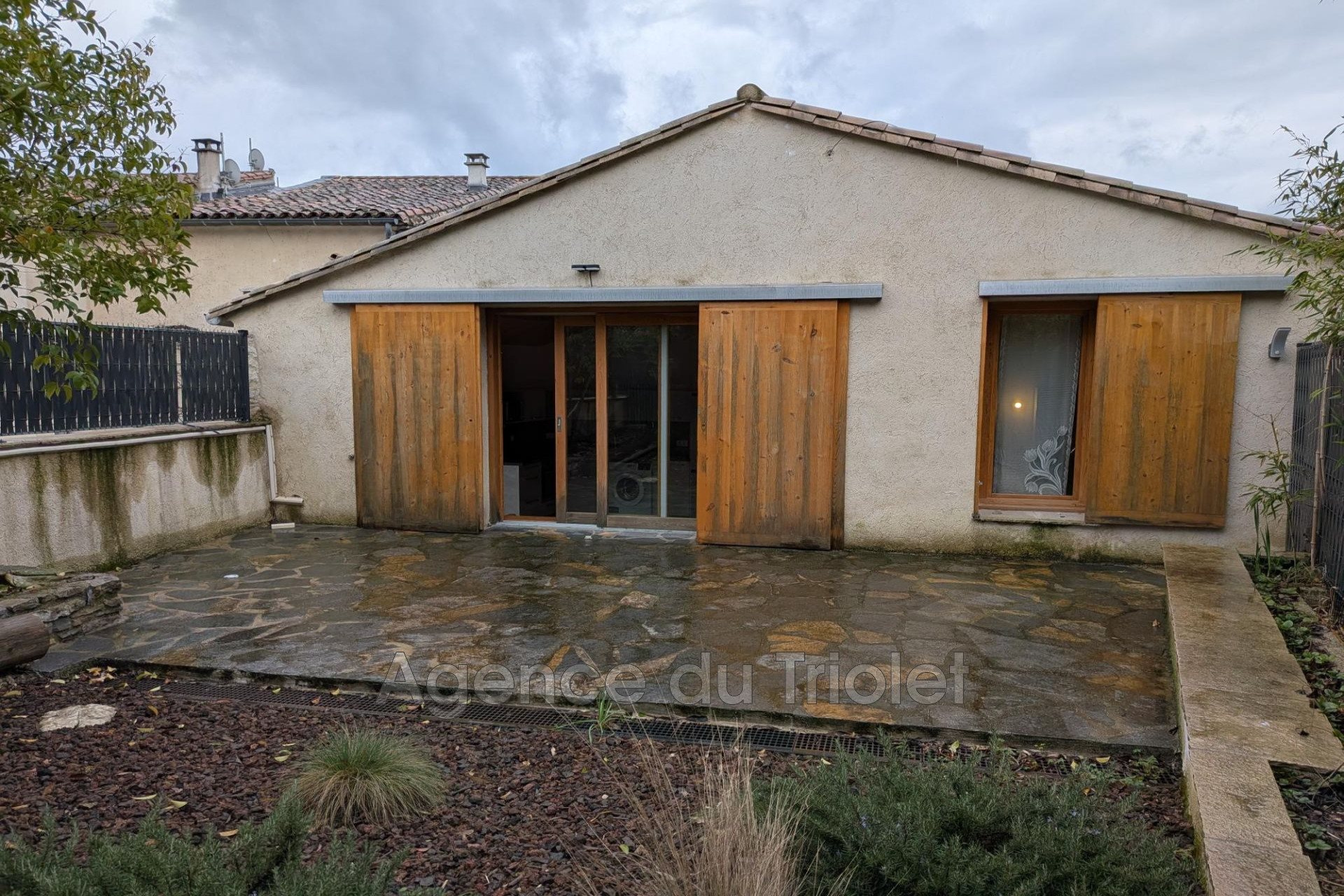 Maison à louer, 42m², Saint-Martin-de-Londres