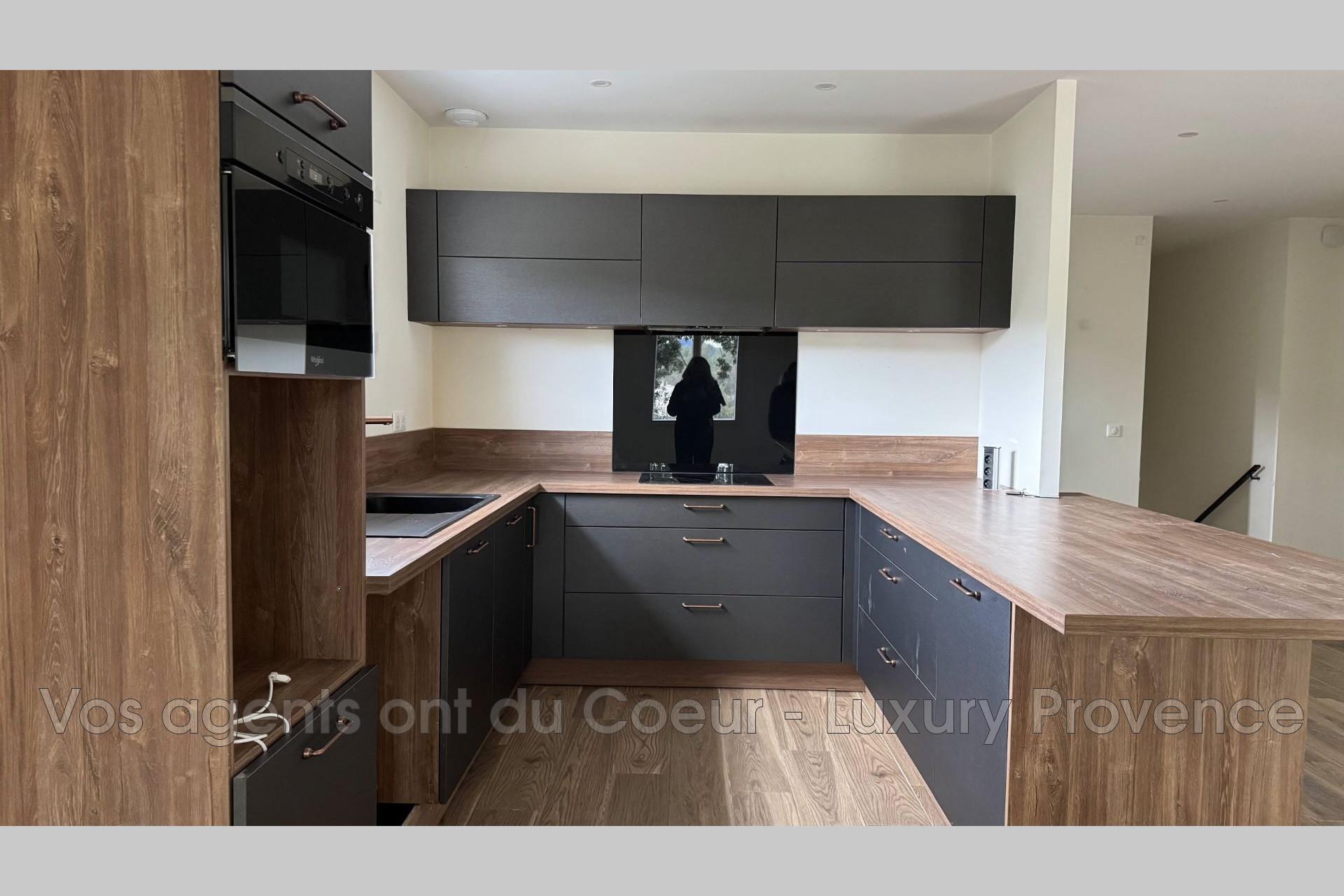 Maison à vendre, 105m², La Bouilladisse