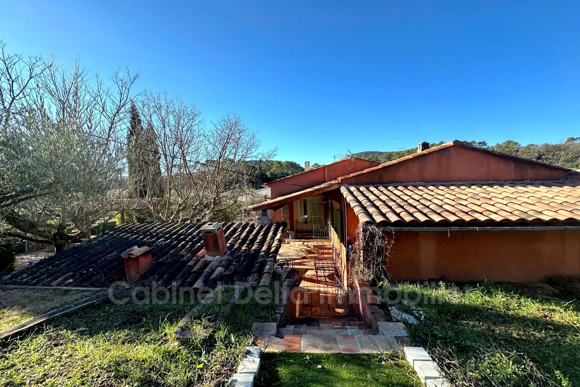 Maison à louer, 125m², Méounes-lès-Montrieux