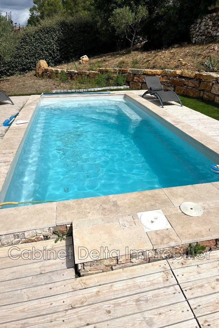Maison à louer, 125m², Méounes-lès-Montrieux