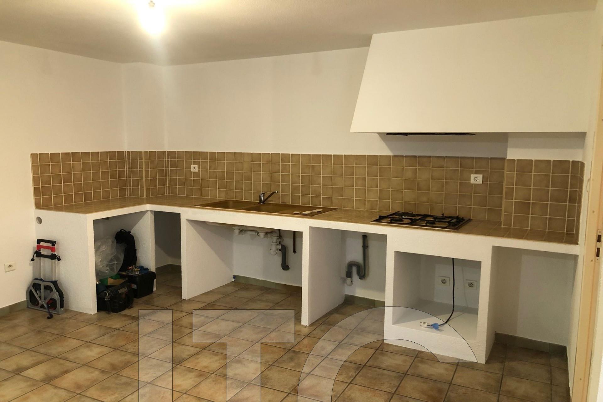 Appartement à louer, 35m², Pourrières
