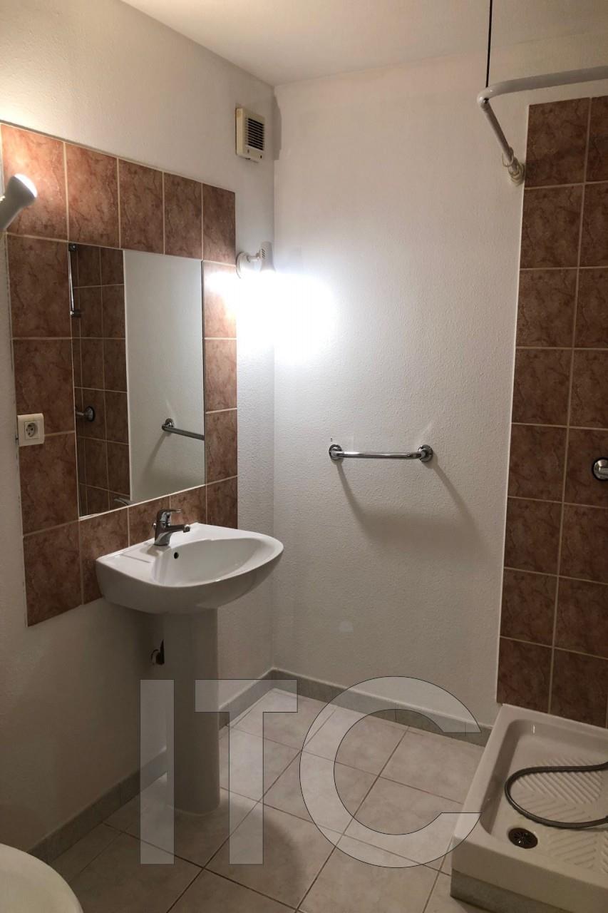 Appartement à louer, 35m², Pourrières