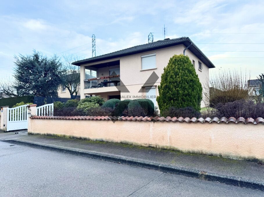Maison à vendre, 109m², Thizy