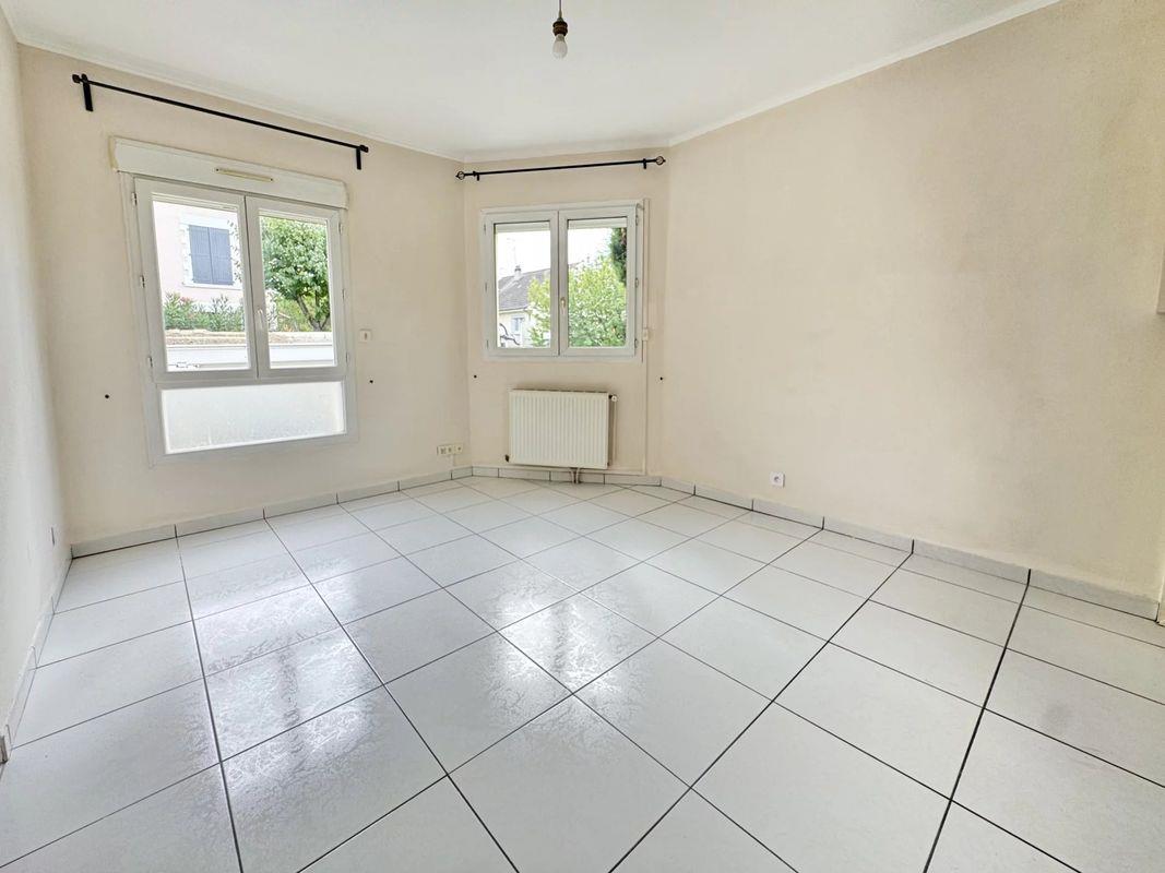 Maison à louer, 55m², Viry-Châtillon