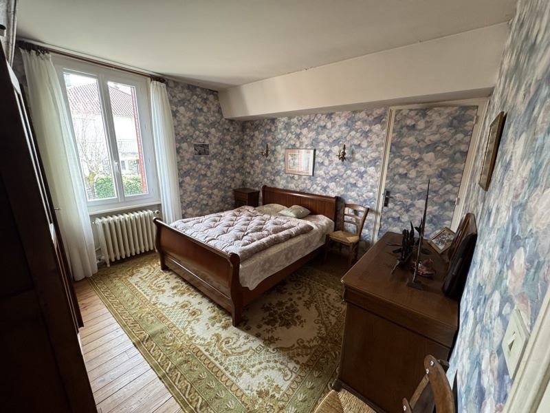 Maison à vendre, 110m², Saint-Yrieix-la-Perche