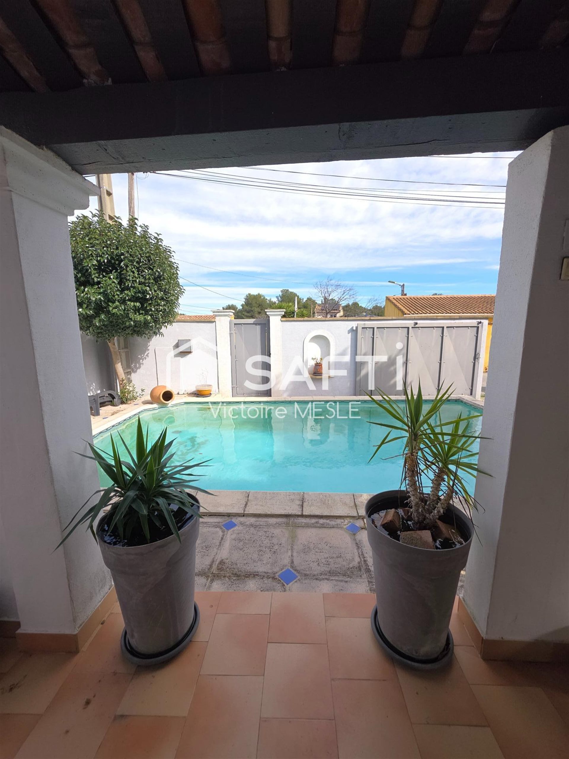 Maison à vendre, 93m², Saint-Mitre-les-Remparts