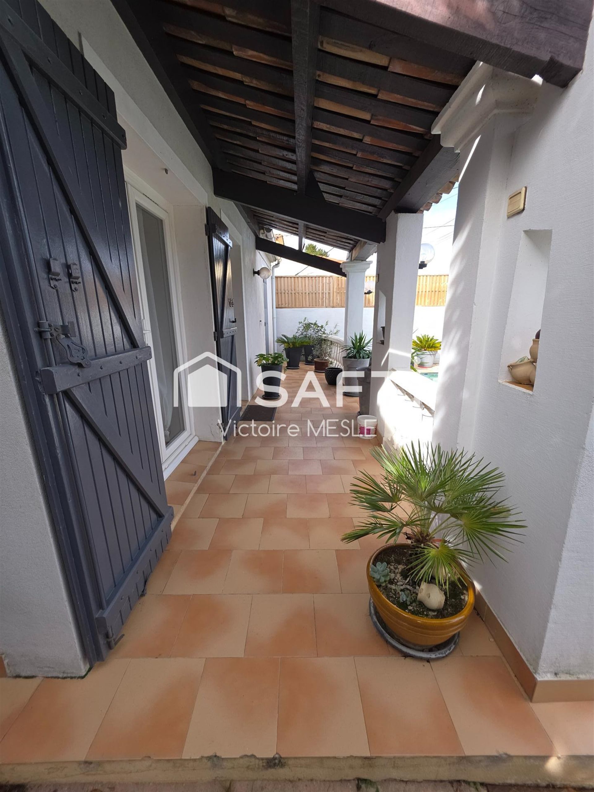 Maison à vendre, 93m², Saint-Mitre-les-Remparts