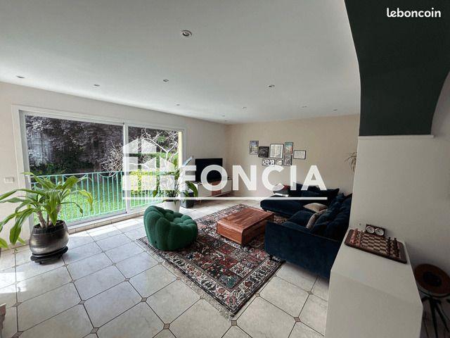 Maison à louer, 212m², Sceaux