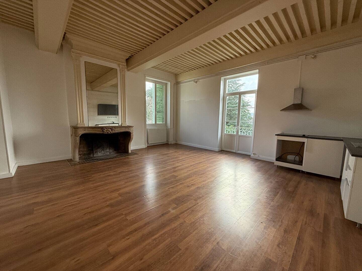 Appartement à vendre, 106m², Pont-Evêque