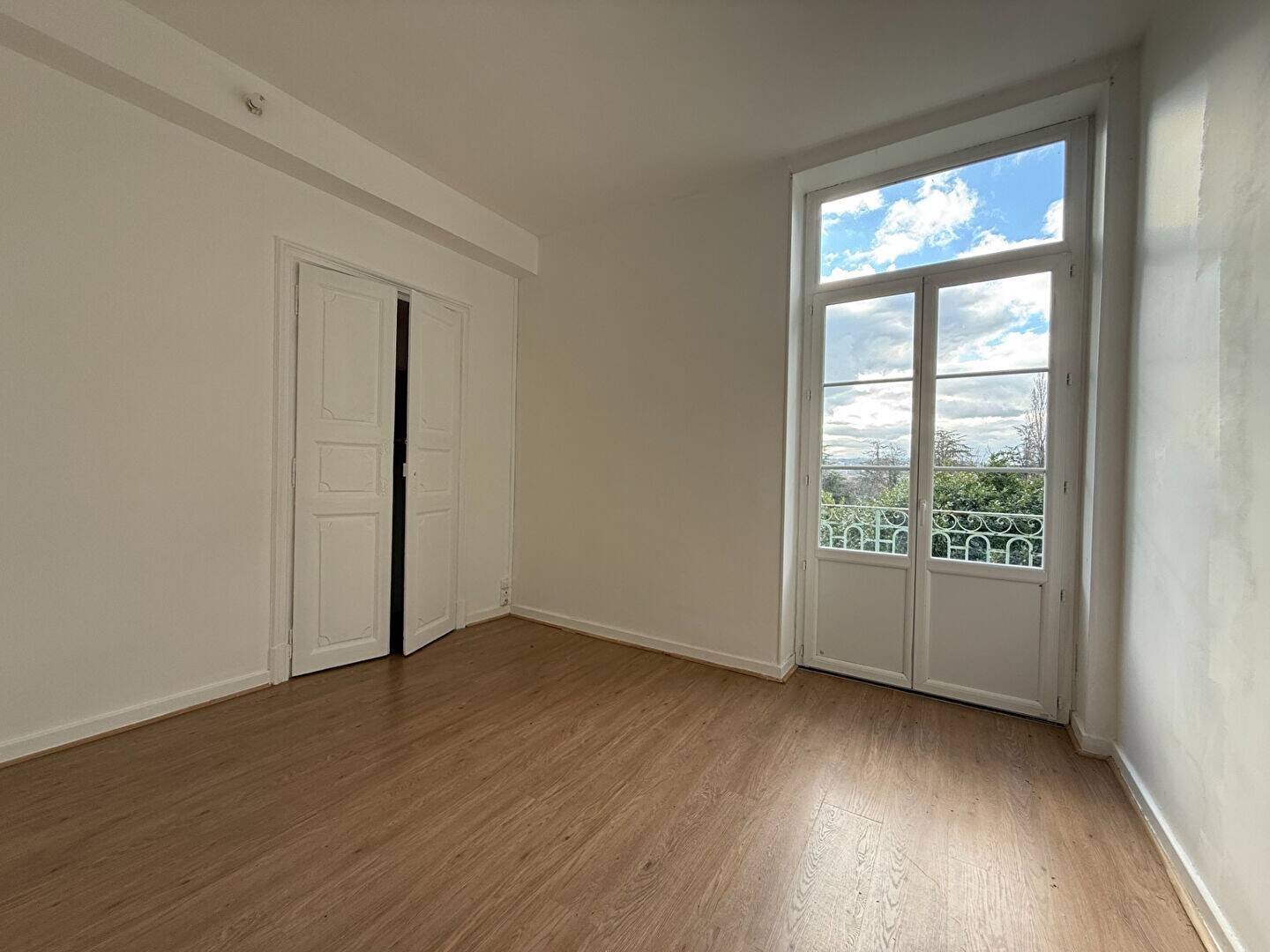 Appartement à vendre, 106m², Pont-Evêque