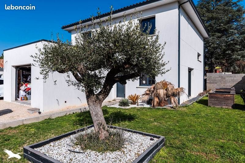 Maison à vendre, 140m², Larra