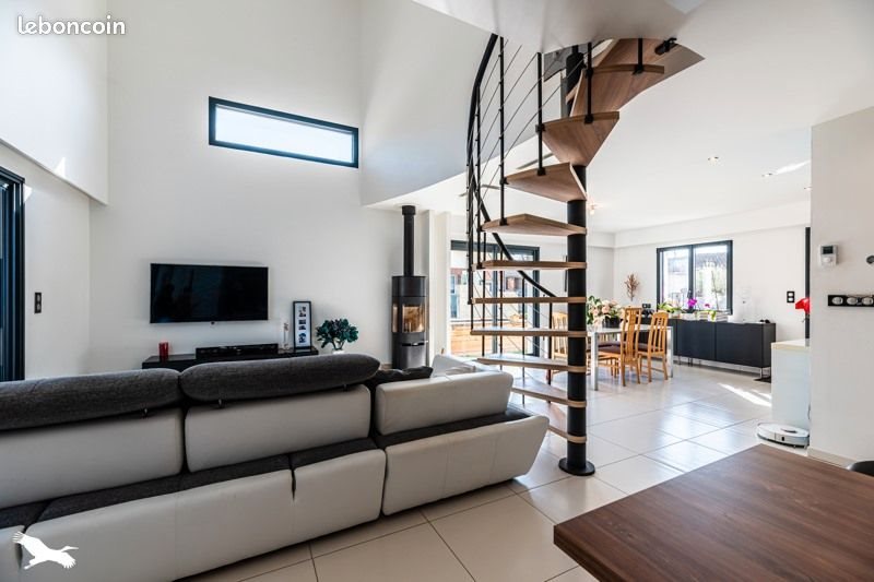 Maison à vendre, 140m², Larra